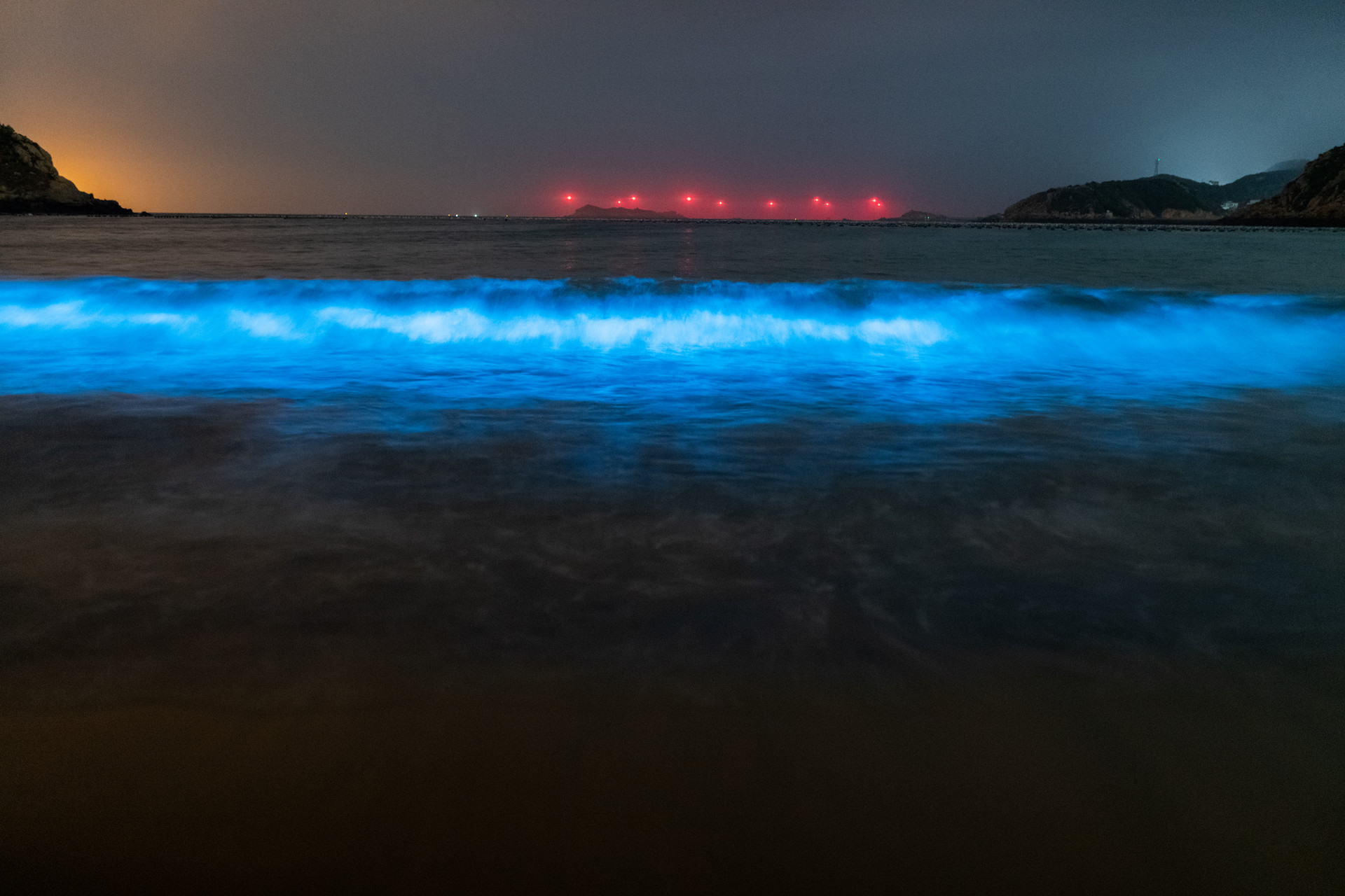 攝圖網_501752114_banner_平潭藍眼淚(企業商用).jpg 攝圖網_501752114_banner_平潭藍眼淚(企業商用).jpg